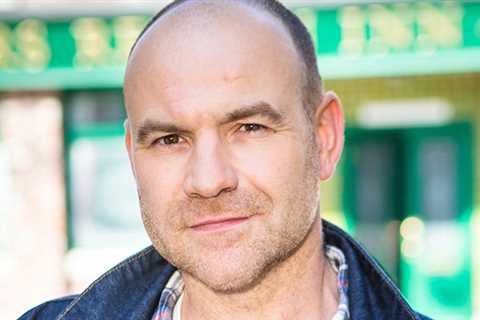 Coronation Street’s Tim Metcalfe leaves fans ‘shouting out the screens’ with ‘annoying and..