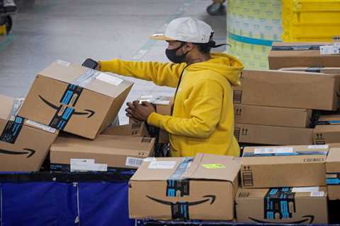 Amazon worker says he received daily texts about losing paid time off while he was sick with..