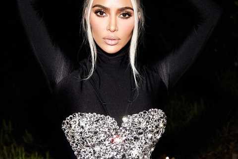 Kim Kardashian shows off $5K vintage Dolce & Gabbana corset & panties after family’s..