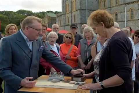 Antiques Roadshow expert horrified by ‘cold and heartless’ contents of guest’s WW2 letter