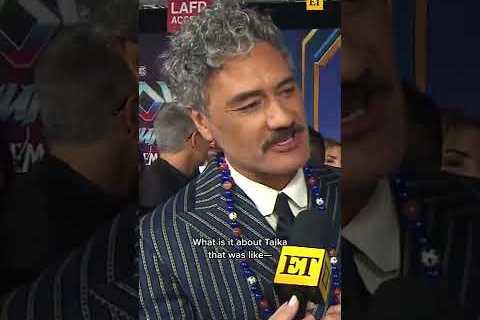 Taika Waititi crashes Chris Hemsworth’s interview #shorts