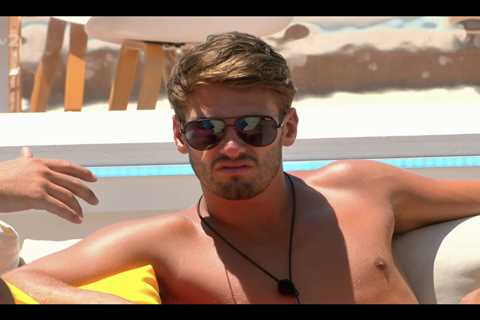 Jacques O’Neill’s rugby team hint at Love Island star’s next move after ace quits villa in..