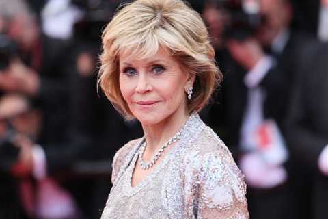 Jane Fonda Opens Up About Regretting Plastic Surgery, Her Attitude On Aging