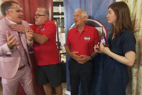 Bargain Hunt expert wide-eyed as contestant ‘strangles’ him after disastrous loss