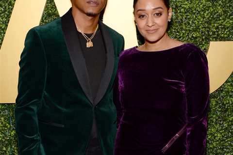 Tia Mowry & Cory Hardrict Posted Some Pretty Cryptic Messages Ahead of Divorce Filing