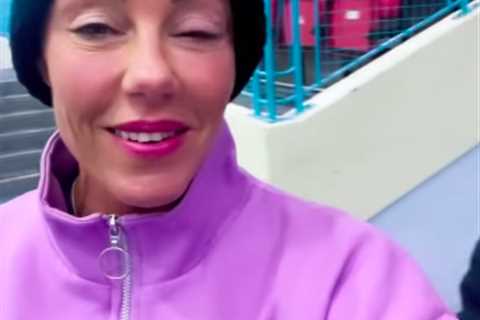 Dancing On Ice’s Michelle Heaton ‘winds herself during epic fall’ after being forced to skate with..
