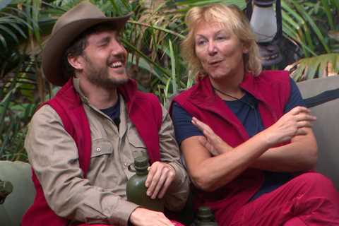 Seann Walsh stuns I’m A Celeb fans as he makes cheeky sex joke to Sue Cleaver