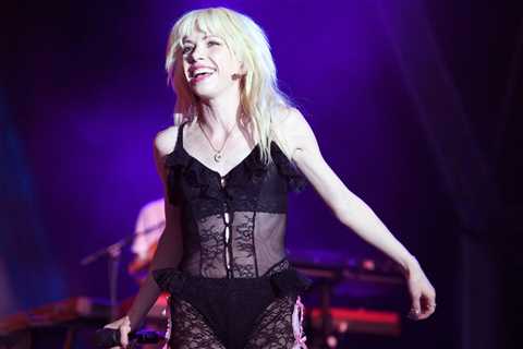 Carly Rae Jepsen Takes ‘Surrender My Heart’ to Broadway in New Music Video