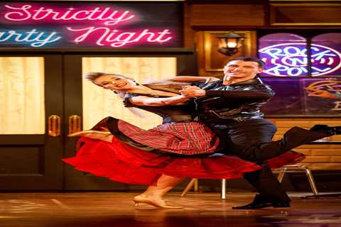 Strictly favourites Helen Skelton & Hamza Yassin vie for Glitterball – but will they land huge..