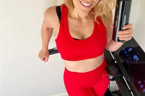 A Place In The Sun’s Laura Hamilton sends fans wild as she shows off gym body in crop top and..