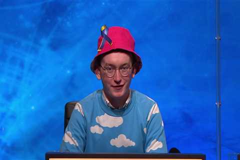 University Challenge fans seriously distracted by contestant’s outfit