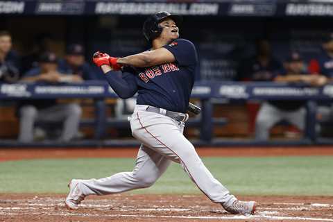 Rafael Devers agrees to massive $331 million deal with Red Sox