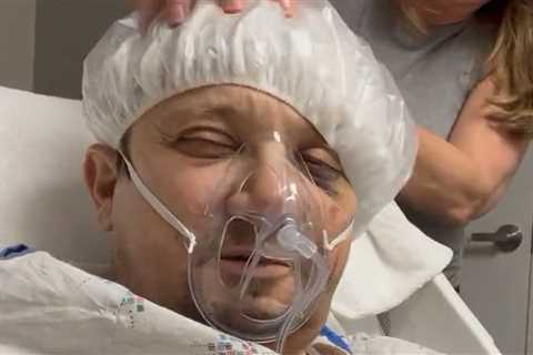 Jeremy Renner Enjoys Shower and Shampoo in ICU After Snowplow Accident