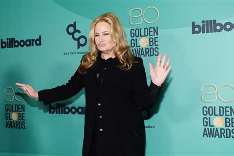 Watch Jennifer Coolidge Do Her Happy Dance to ‘Promiscuous’ and ‘Taki Taki’ After Winning a..