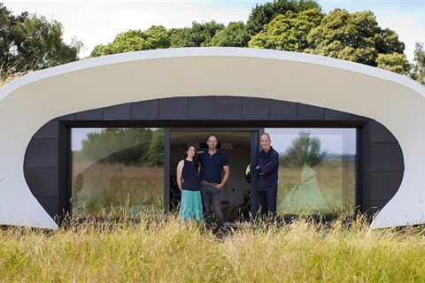 Grand Designs viewers rip into ‘smug’ navy captain’s £1million ‘Teletubbies home’ as he’s abandoned ..