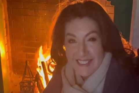 Jane McDonald teases new travel show with glam fireplace video – but fans soon issue a warning