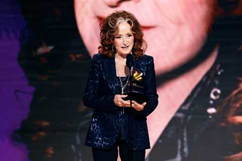 Bonnie Raitt’s ‘Just Like That’ Takes Song of the Year in Surprise Grammys Win