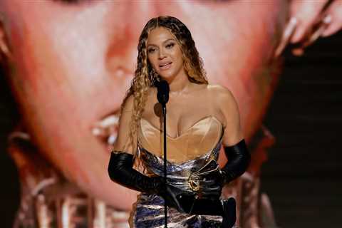 Beyoncé‘s Best Dance/Electronic Album Win Marks the Category’s Debut Presentation During a..