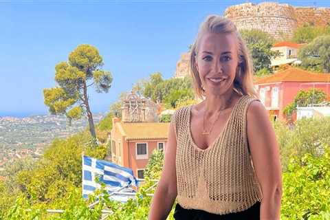 A Place in the Sun’s Laura Hamilton leaves fans blushing with very cheeky post about the ‘biggest..