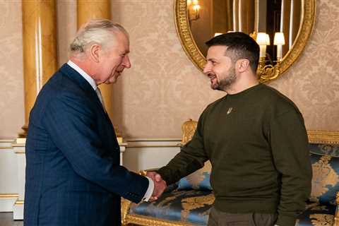 Ukraine’s President Zelensky meets King Charles for the first time & thanks royal for his support..