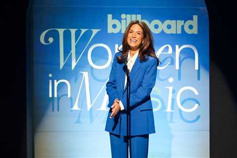 Golnar Khosrowshahi Shares Words of Encouragement After Chloe Pourmorady Performance | Billboard..