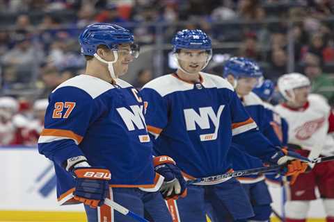 Islanders continue to boost playoff chances with clinical win over Red Wings