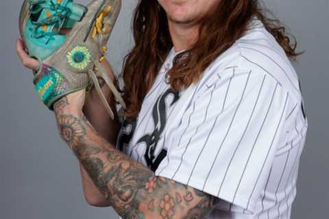 White Sox’s Mike Clevinger not being disciplined by MLB after abuse allegations