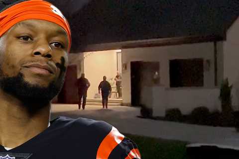 Police Reportedly Enter Joe Mixon's Home Amid Investigation Into Alleged Shooting