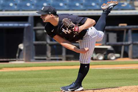 Injured Tommy Kahnle doesn’t sound certain of a quick Yankees return