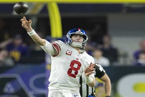 Why Daniel Jones’ task now gets even harder with new Giants megadeal