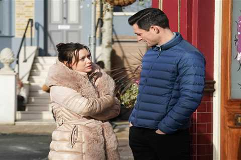 Whitney Dean struggles to cope after losing daughter Peach in EastEnders