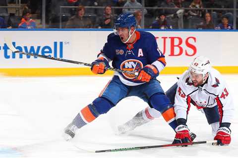 Islanders’ Cal Clutterbuck returns but not the Identity Line