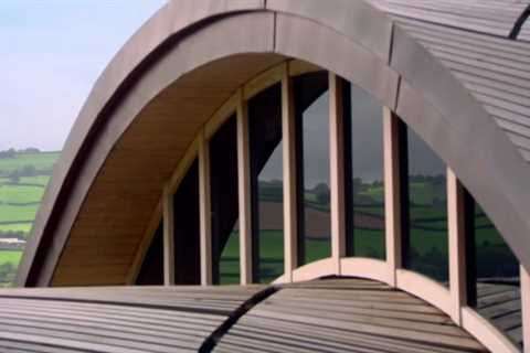 Grand Designs ‘most ambitious property to ever grace show’ inspired by a FOSSIL hits market for..