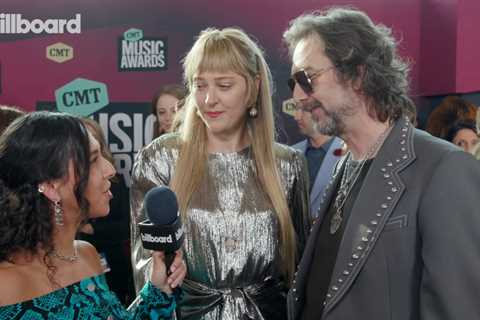 Chris Robinson of The Black Crowes Talks Collaborating with Darius Rucker, The Influence Rock N’..
