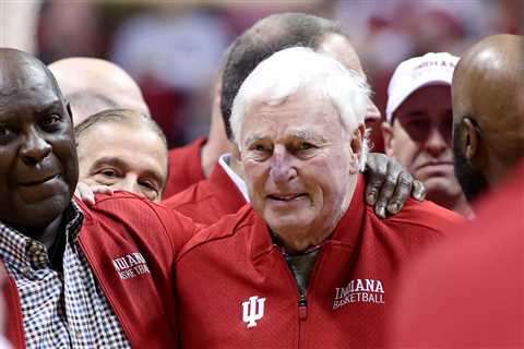 Bob Knight, legendary Indiana basketball coach, hospitalized with illness
