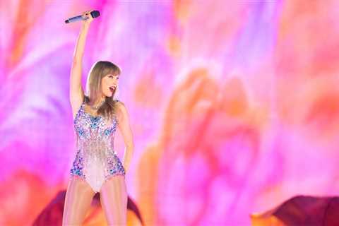 Watch This Swiftie Get Accepted to Stanford at The Eras Tour: ‘Now You Get to Celebrate..