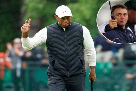 Tiger Woods narrowly makes Masters cut with help from Justin Thomas as streak continues