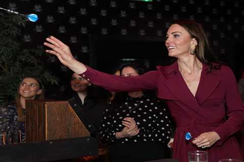 Prince William and Kate Middleton heckled by Alison Hammond as the Royals enjoy a game of darts