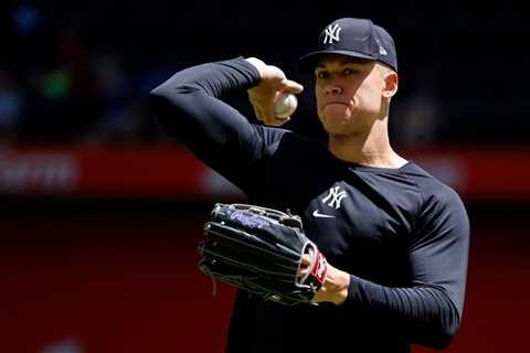 Yankees use two-man bench vs. Rangers ahead of Aaron Judge timeline day