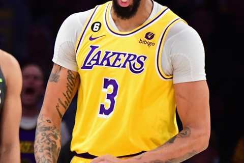 Lakers vs. Warriors prediction: Anthony Davis set to shine in Game 4