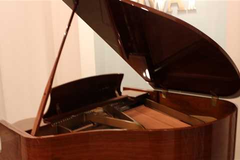 Musical Instrument Manufacturers Offering Online Sales from St. Louis