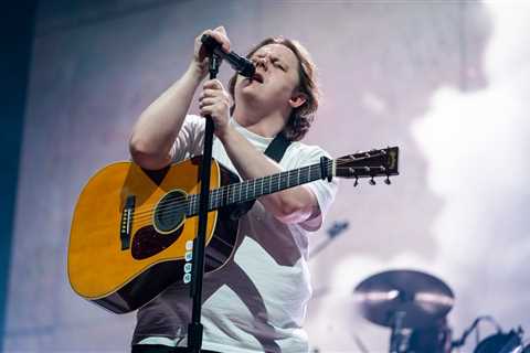 Lewis Capaldi Apologizes to Fans After Canceling Euro Shows Before Glastonbury Slot: ‘I Need to..