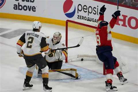 Panthers rally, beat Golden Knights in OT of Stanley Cup Final Game 3