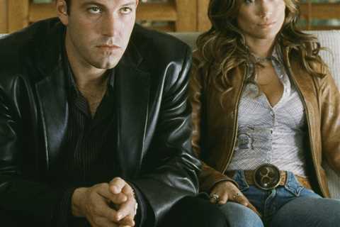 Gigli Director Martin Brest Wishes He Quit, Can't Say Film's Name 20 Years Later