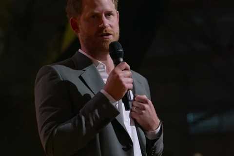 Prince Harry makes emotional statement about family in trailer for his first Netflix series without ..