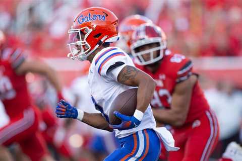 Florida takes penalty against Utah for two players wearing same number