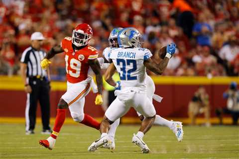 Lions spoil Chiefs’ night of celebration with comeback win in NFL opener