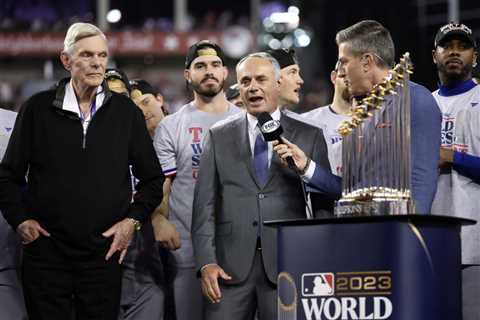 Rob Manfred’s World Series appearance was an absolute mess