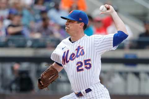 Mets bring back Brooks Raley for $6.5 million in first bullpen decision