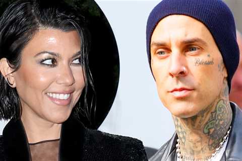 Kourtney Kardashian Gives Birth, Welcomes Baby Boy with Travis Barker